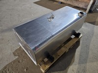 Топливный бак Daewoo Novus 1300х420х570 с топливозаборником