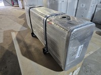 Бак гидравлический закабинного монтажа 1500х520х300 под фильтр "Bezares", 200 литров, в сборе