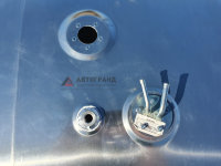 Отверстие датчика уровня топлива, дыхательного клапана (сапуна), топливозаборник забор/обратка